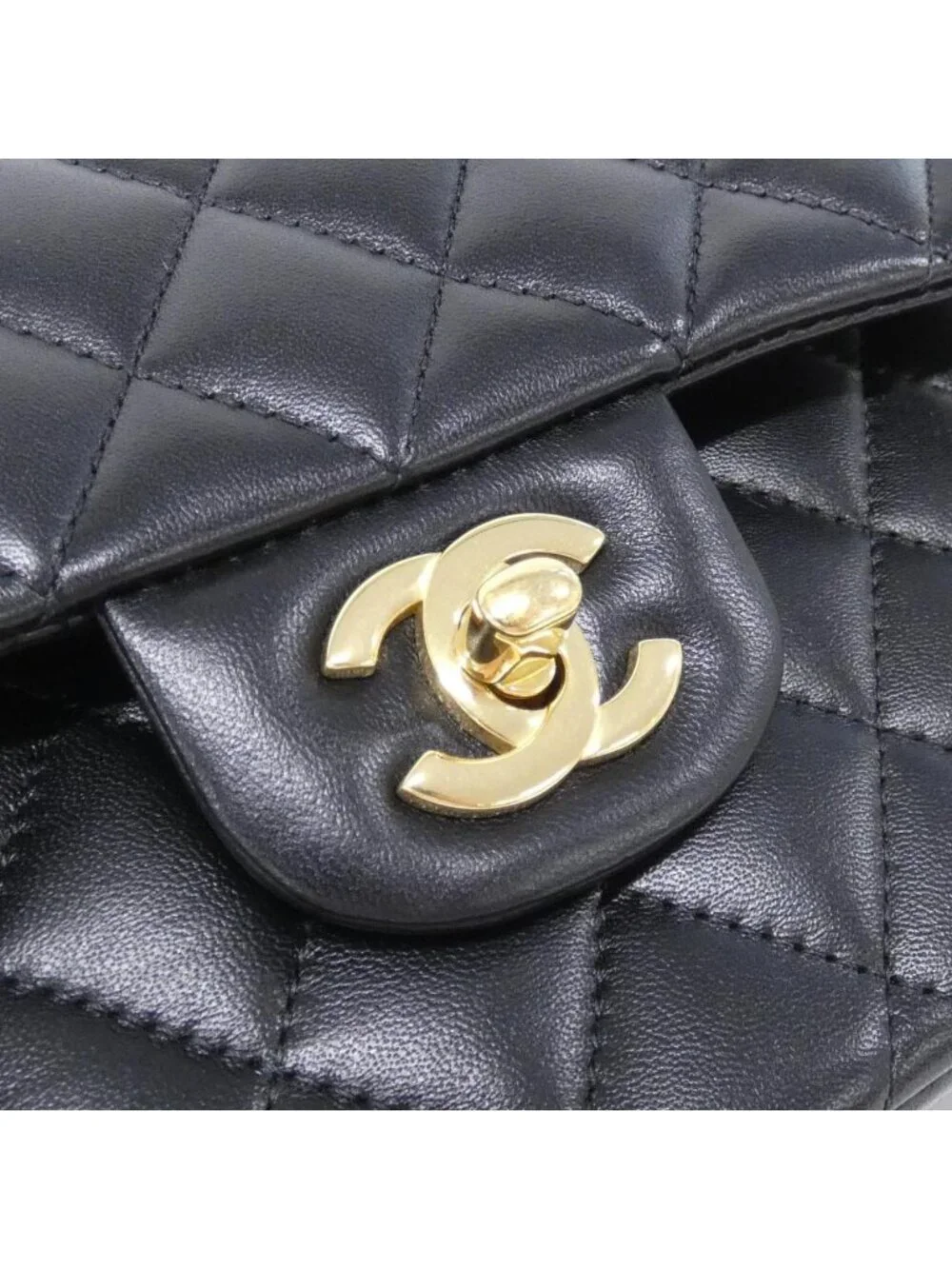 Chanel Shoulder Bag Black